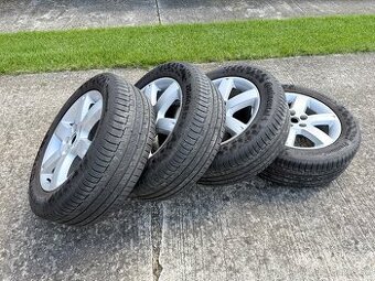 Continental 215/60 R17 (letné) + originál disky Nissan