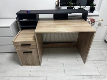 pracovný / počítačový / písací stôl s úložným priestorom