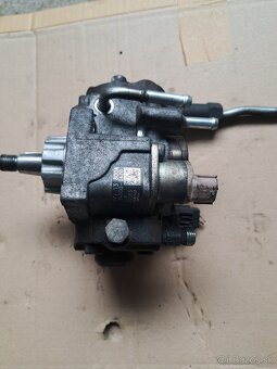 Čerpadlo Denso RF7J 13800A Mazda 6 2.0Di 105kW 2005