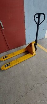 Paletový vozík 2200kg