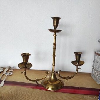 Starý svietnik mosadz