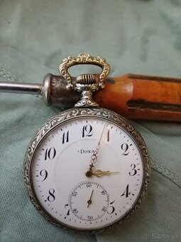 Predám starozitne hodinky