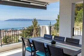Makarska(HR)–Zariadený apartmán s výhľadom na more
