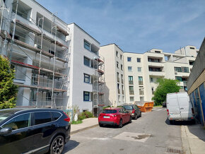 Predáme 4 - izb. tehlový byt s terasou v Bratislave I.