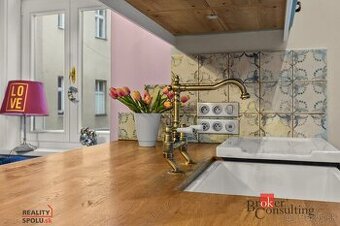 LUXUSNÝ BYT PRI PREZIDENTSKOM PALÁCI - BEZ PROVÍZIE PRE RK
