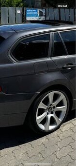BMW elektrony r18