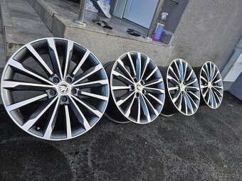 kolesa Skoda Superb Trinity 5x112 r19