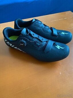 Tretry Specialized Torch 1.0