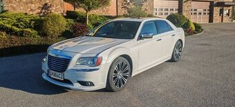 Limuzína Chrysler 300c / Lancia THEMA 2014