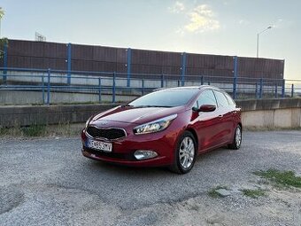 Kia Ceed SW 1.6 Crdi Automat 2014