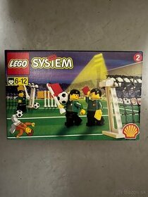 Predám Lego system 3303 futbal Field Accessories