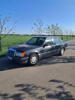 Mercedes-Benz W124