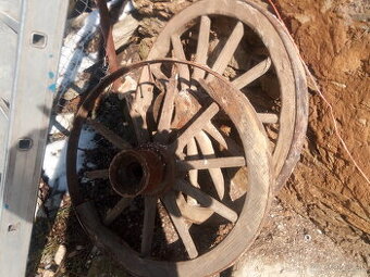 Drevené kolesá z voza