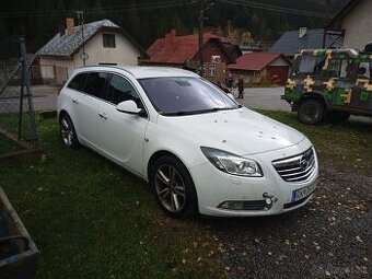 Opel Insignia 2,0 diesel kombi