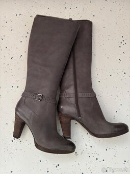 ECCO kozene cizmy velkost 39