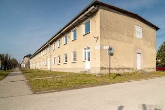 V. Kapušany - budova s investičným potenciálom po reko - 1