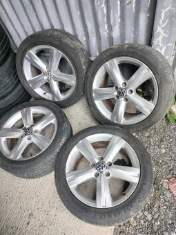 4ks alu disky orig. Vw 5x112 R17