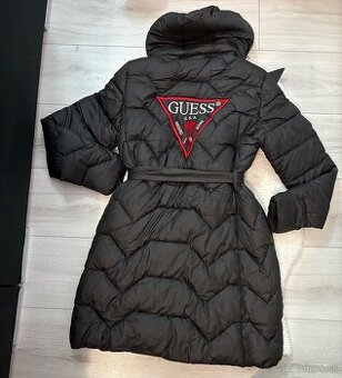 Cierna zimná kabelka guess