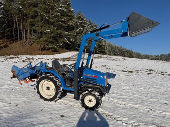 Iseki Sial 19 s Čelným Nakladacom 4x4