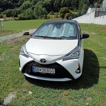 Toyota Yaris - 1