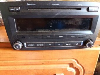 Škoda octavia 2 fl rádio