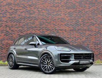 PORSCHE Cayenne 3.0 V6 E-Hybrid 470PS, AT, SPORT Design