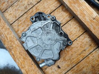 Vákuová pumpa 1,6 TDI 77kW CAYC