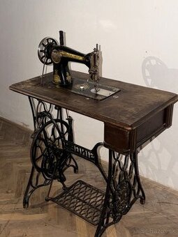 Šijací stroj - SINGER