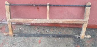 Stará drevená píla.