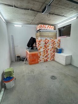 Zostatok zo stavby material