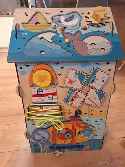 Eli Neli domček svietiaci