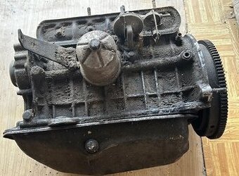 Predám originál blok motora na škoda 100 r.v.1976, iné