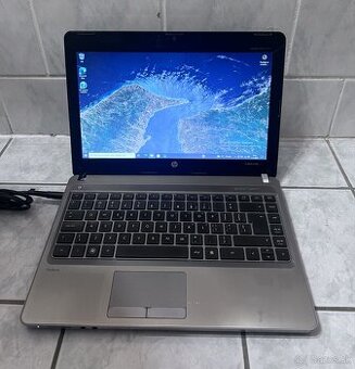 HP ProBook 4330s, intel i3, 4GB RAM, 500GB disk -