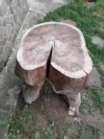Predám dreveny stôl