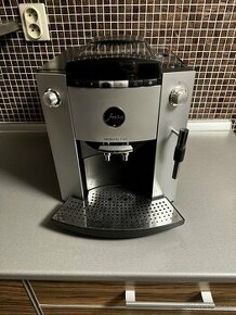automatický kávovar Jura IMPRESSA F505