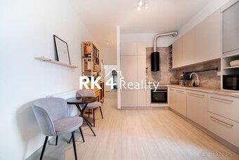RK4 - PREDANÉ- 2 izbový byt - 78 m2 predzáhradka - NOVOSTAVB