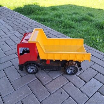 Tatra auto