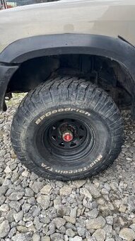 Bf goodrich 35x12,5 r15