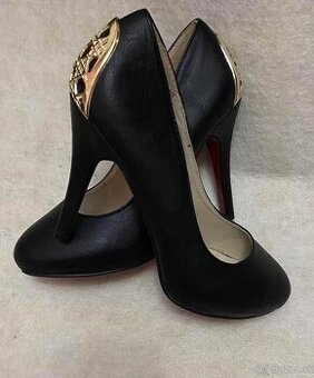 Elegantne cierne lodicky - NOVE