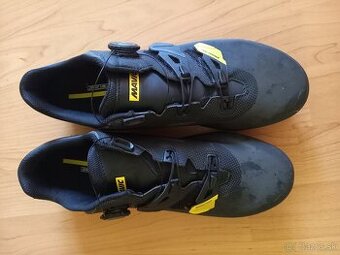 Predam cestné carbonove tretry mavic