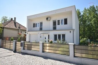 Na predaj 5 izbový dvojpodlažný rodinný dom, pozemok 700 m2