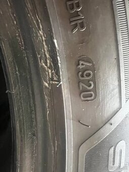 PREDÁM LETNÉ PNEU 285/40R21 GOODYEAR