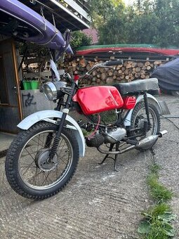 Jawa 23 mustang