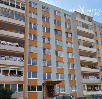 Na predaj priestranný 3-izbový byt s balkónom, Spútniková ul