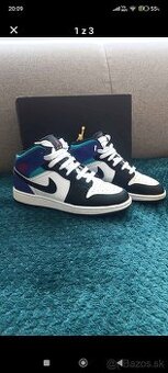 Jordan Aqua