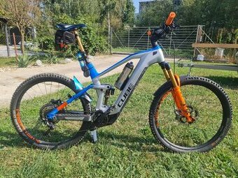 Cube stereo hybrid 140 HPC