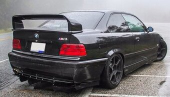 4-dielne GT kridlo BMW E36 - 1