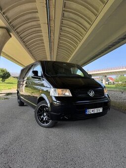 VW Caravelle T5 long