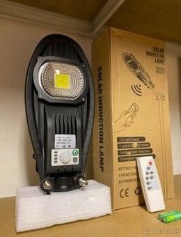 Ultra výkonná solárna led lampa na pohyb senzor 50w
