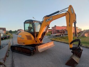 Jcb 8055